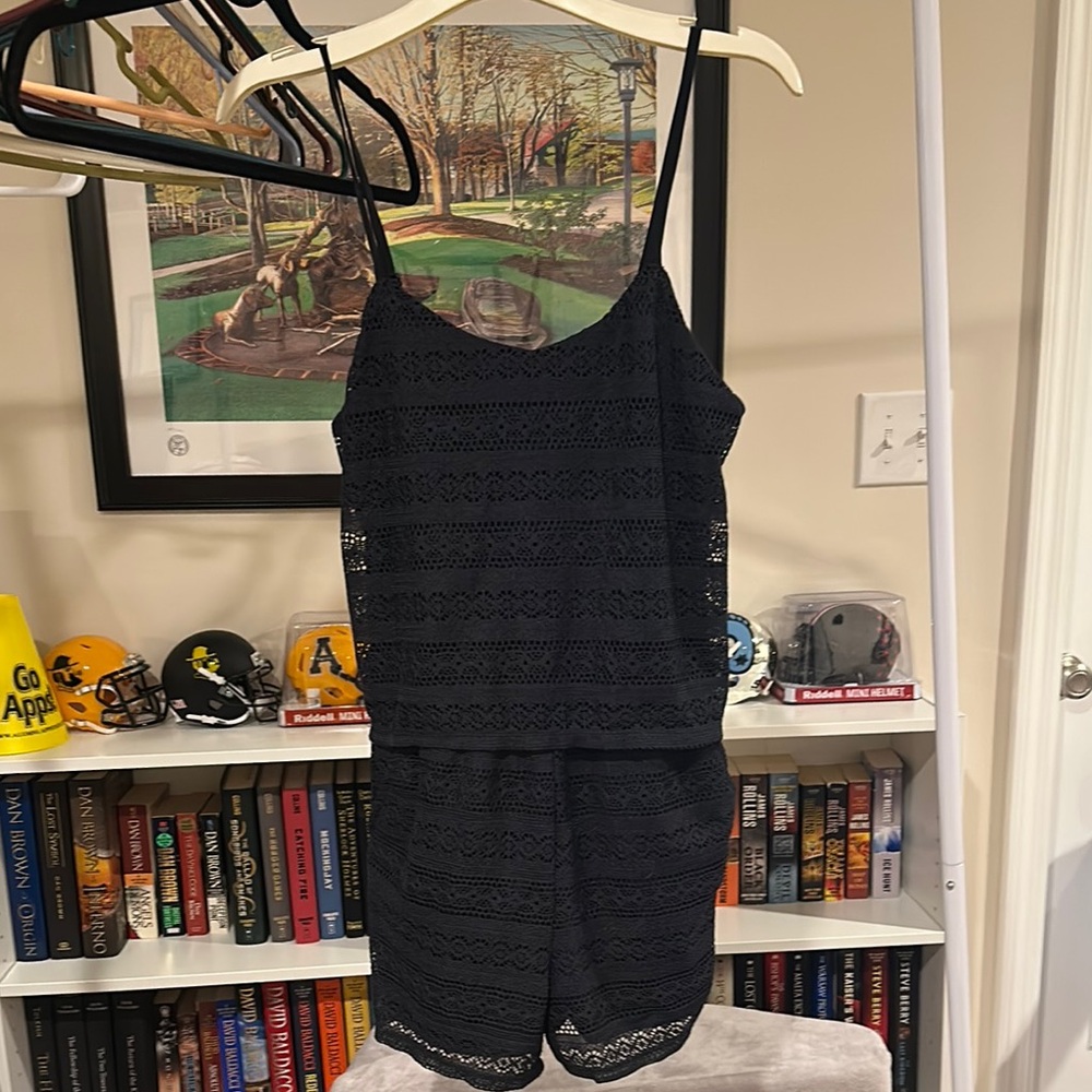 Navy Lace Sleeveless Romper